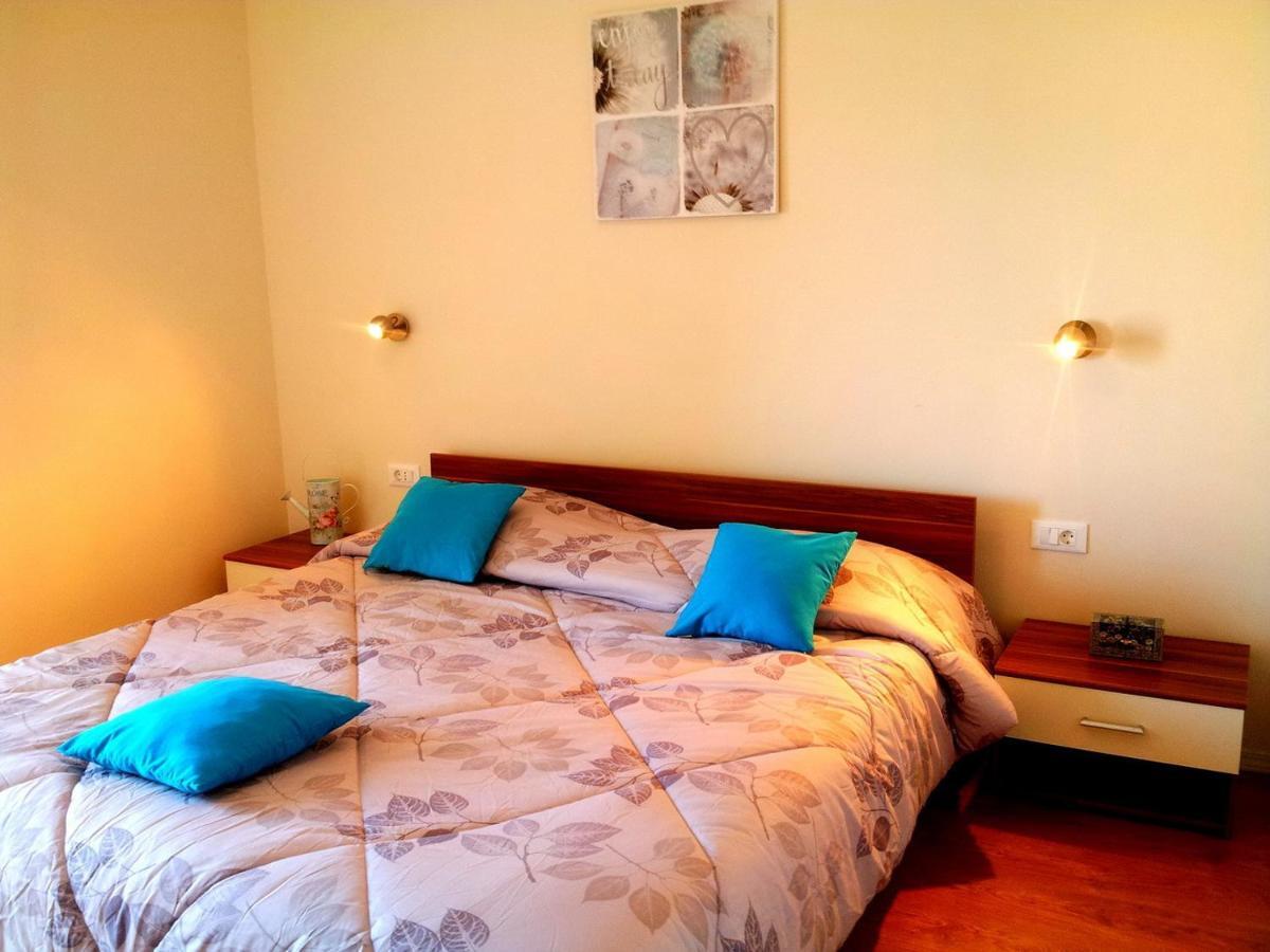 Apartment Maria - Comfortable Kaštela エクステリア 写真
