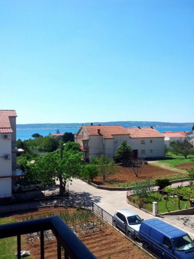 Apartment Maria - Comfortable Kaštela エクステリア 写真