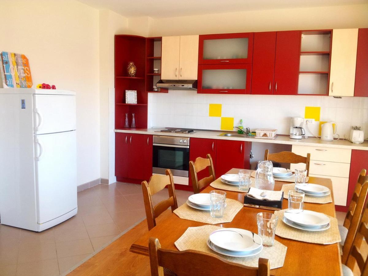 Apartment Maria - Comfortable Kaštela エクステリア 写真